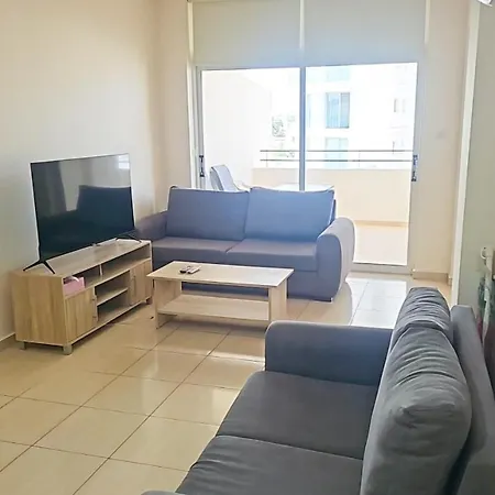 דירה The Poolside Escape *