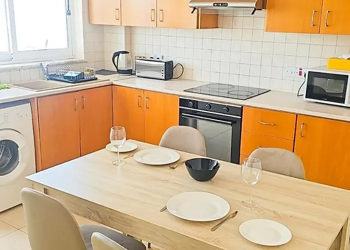 The Poolside Escape Apartmán *